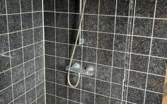 A well used old bathroom shower